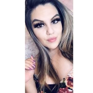 Meet your Posher, Alejandra